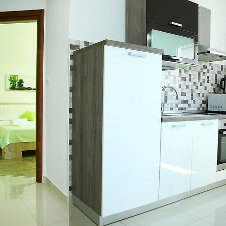 Apartments Nemira Exclusive Оміш Екстер'єр фото